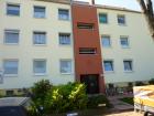 3 Zimmer Wohnung EG ca. 62 3 qm mit Balkon. Ruhige Lage mit Busanbindung in die